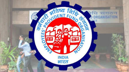 PF Withdrawal: अब आसानी से निकलेगा पीएफ का पैसा, इसी महीने से शुरू हो सकती है UPI-ATM सुविधा