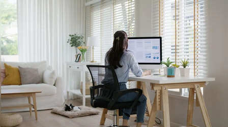 क्यों पसंद आता है सबको Work From Home और Hybrid मॉडल! कंपनी और कर्मचारियों को होते हैं ये 7 फायदे