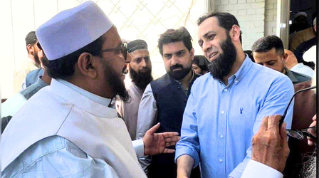 Pakistan: बर्बाद होने के बाद भी पाकिस्तान का नहीं गया आतंक प्रेम, आतंकी तल्हा सईद के साथ दिखे पाक मिनिस्टर