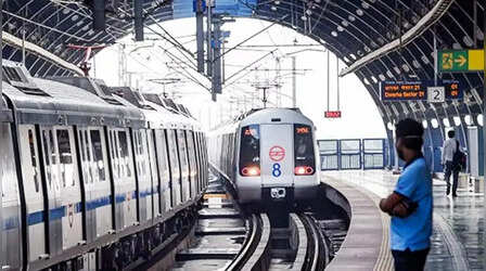 Delhi News: आप अपनी गाड़ी घर पर छोड़ें, 24 एक्स्ट्रा ट्रिप के साथ लास्ट माइल कनेक्टिविटी देगी मेट्रो