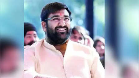 'मैं हूं कॉकरोच जनता पार्टी का पहला विधायक', ओपी चौटाला के पोते अर्जुन चौटाला का बयान, बोले-'युवाओं के हर मुद्दे को उठाऊंगा'