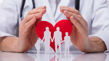 सस्ता Health Insurance किसी काम का नहीं! अस्पताल का बिल आते ही फेल हो जाएगा कम प्रीमियम वाला प्लान