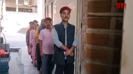 Panchayat Election: हिमाचल प्रदेश में पंचायत चुनाव के दूसरे चरण के लिए वोटिंग जारी, 1276 पंचायतों में डाले जा रहे वोट