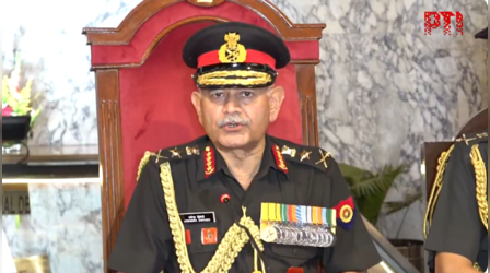 Army Chief: तीनों अंग 'ऑपरेशन सिंदूर 2.0' के लिए पूरी तरह मुस्तैद और तैयार...- जनरल उपेंद्र द्विवेदी का बड़ा बयान