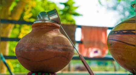 मटके में कौन सा कपड़ा लपेटना चाहिए? जान लें पानी ठंडा करने का तगड़ा जुगाड़