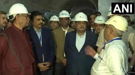 नितिन गडकरी की मौजूदगी में Zojila Tunnel का ऐतिहासिक ब्रेकथ्रू, बताया कश्मीर-लद्दाख की 'जीवनरेखा'
