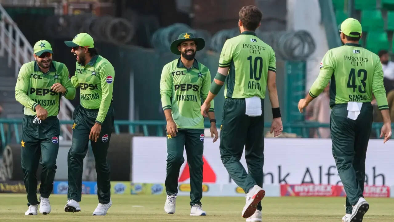 Pakistan Asian Games Squad: पाकिस्तान की एशियन गेम्स टीम का ऐलान, बाबर-सलमान सहित 4 खिलाड़ी बाहर, मिला नया कप्तान