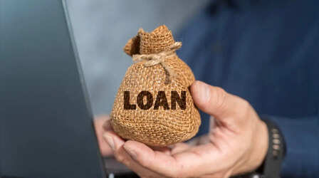 EMI टालना फायदे का सौदा या कर्ज का नया जाल? Loan Moratorium चुनने से पहले समझें ब्याज का पूरा गणित
