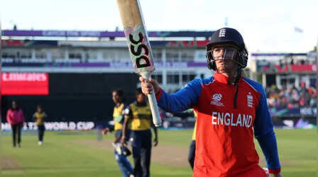 Women's T20 World Cup 2026: मेजबान इंग्लैंड ने जीत के साथ की टी20 विश्व कप में शुरुआत, श्रीलंका को दी करारी मात