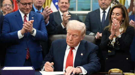 अमेरिका-ईरान शांति समझौते पर लग गई मुहर! US अधिकारी का दावा- ट्रंप, वेंस और ईरान की संसद के स्पीकर ने MoU पर किए साइन