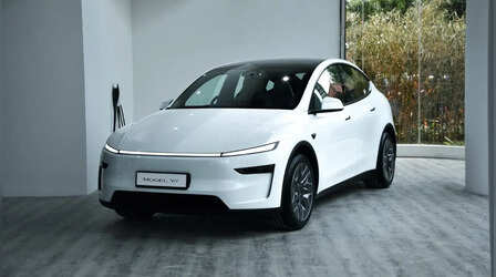भारत में शानदार फीचर्स और दमदार रेंज के साथ शुरू हुई Tesla Model Y L की डिलीवरी
