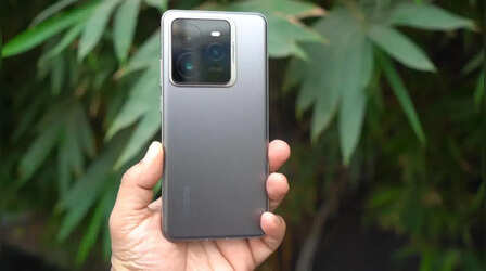 7000mAh बैटरी और 120W की फास्ट चार्जिंग वाला स्मार्टफोन 8000 रुपये हुआ सस्ता, यहां मिल रहा है धांसू ऑफर