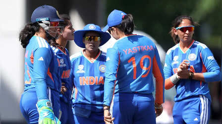 IND W vs AUS W, T20 World Cup 2026: ऑस्ट्रेलिया के खिलाफ करो या मरो के मुकाबले में उतरेगी टीम इंडिया, सेमीफाइनल में एंट्री पर है नजर