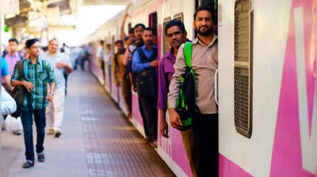 मुंबई लोकल यात्रियों को बड़ी सौगात, 29 जून से चलेंगी 12 नई एसी ट्रेनें; गर्मी में सफर होगा आरामदायक