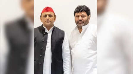 सपा विधायक कमाल अख्तर ने छोड़ा विधानमंडल के मुख्य सचेतक का पद; सांसद रुचि वीरा से अनबन के बाद उठाया कदम