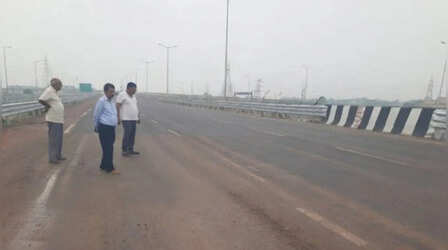 Delhi Dehradun Expressway पर हुए गड्ढों को भरा गया, ट्रैफिक बहाल; ठेकेदार का प्रोजेक्ट मैनेजर सस्पेंड