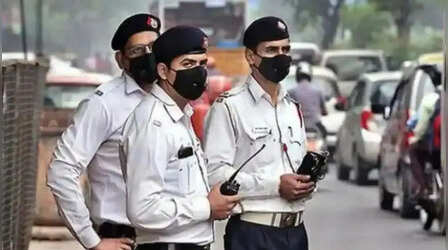 नोएडा में कांवड़ यात्रा को लेकर ट्रैफिक पुलिस की तैयारियां शुरू, अगले महीने से लागू होंगे खास नियम