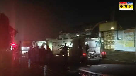 UP Accident: कौशांबी में भीषण सड़क हादसा, पिकअप का पंचर बना रहे 4 लोगों को तेज रफ्तार वाहन ने कुचला; पसरा मातम