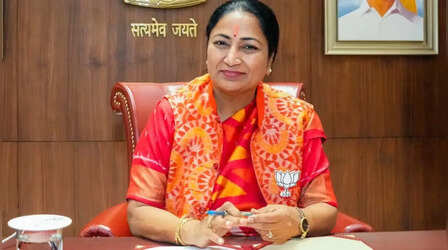 सीएम रेखा गुप्ता की मौजूदगी में आज भाजपा में शामिल होंगे इस पार्टी के पार्षद, बदल जाएगा MCD का समीकरण