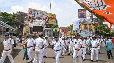 कोलकाता : ‘विवादित' सामग्री पोस्ट करने पर पुलिस के अधिकारियों पर कार्रवाई, 2 उपायुक्त सस्पेंड