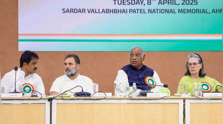 मानसून सत्र से पहले आज सोनिया गांधी के आवास पर कांग्रेस संसदीय दल की बैठक, खरगे, थरूर सहित कई नेता मीटिंग में मौजूद