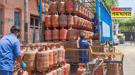 LPG सब्सिडी ने बढ़ाई सरकार की टेंशन! बजट से 70 हजार करोड़ रुपये ज्यादा हो सकता है खर्च