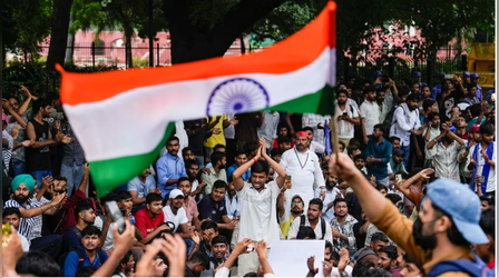 सोशल मीडिया पर छाईं Gen Z युवाओं के विरोध प्रदर्शन से जुड़ीं 'सर्वाइवल टिप्स', ऑफलाइन मैप्स से लेकर आंसू गैस से बचने के जुगाड़