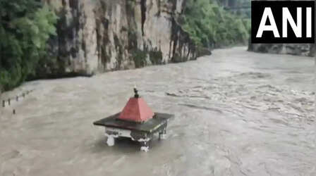 Weather Alert: सावन के पहले ही दिन 16 राज्यों में बारिश का ऑरेंज अलर्ट, कहीं लैंडस्लाइड तो कहीं बाढ़ का खतरा