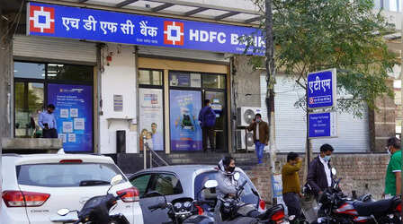 HDFC Bank ने लॉन्च किए दो नए Savings Account, महिलाओं और सीनियर सिटीजन को मिलेंगे तगड़े फायदे