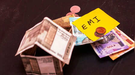 हर महीने Loan की किस्त बन रही जी का जंजाल! ऐसे मैनेज करें अपनी EMI
