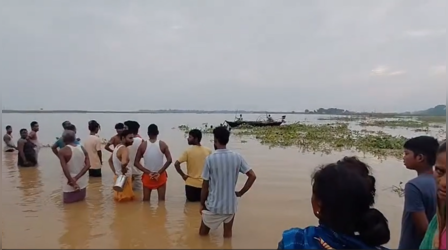 बिहार के बख्तियारपुर में बड़ा हादसा, सोमवारी के दिन गंगा नहाने गई सात बच्चियां डूबी, 4 लापता