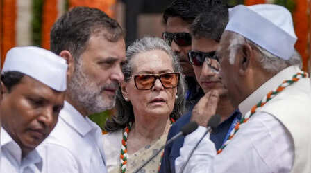 'वंदे मातरम’अपमान मामला: मुम्बई में सोनिया, राहुल, खरगे के खिलाफ शिकायत, FIR दर्ज करने की मांग