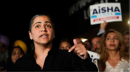 अफगानिस्तान से US तक, आयशा वहाब ने रचा इतिहास, कांग्रेस पहुंचने वाली पहली अफगान-अमेरिकी बनीं