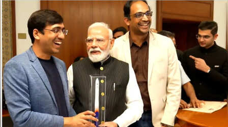 'हमें दुनिया का टैलेंट भारत की ओर खींचना है', सैटेलाइट से लेकर AI तक... स्पेस स्टार्टअप्स के CEO-फाउंडर्स से PM मोदी ने की बातचीत
