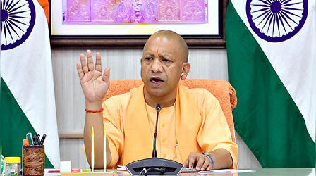 मेहनत और प्रतिभा को सम्मान देगी योगी सरकार, विद्यालयों के वार्षिकोत्सव में मिलेगा पुरस्कार
