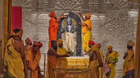 Ram Mandir News: तिलक-पंचकेशी अनिवार्य; गर्भगृह में मोबाइल-पर्स पर रोक... अर्चकों के लिए नई नियमावली; जानें सबकुछ