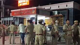 Azamgarh News: अपने ही बच्चों को बंधक बनाने वाला पुलिस एनकाउंटर में ढेर; की थी पत्नी, बेटे और 2 पुजारियों की हत्या