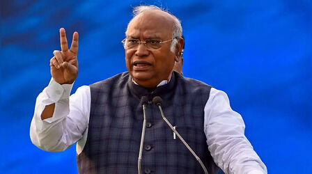 'भंग की जाए लोकसभा और सभी विधानसभाएं', मल्लिकार्जुन खरगे ने बोला हमला, कहा- सभी चुनाव...