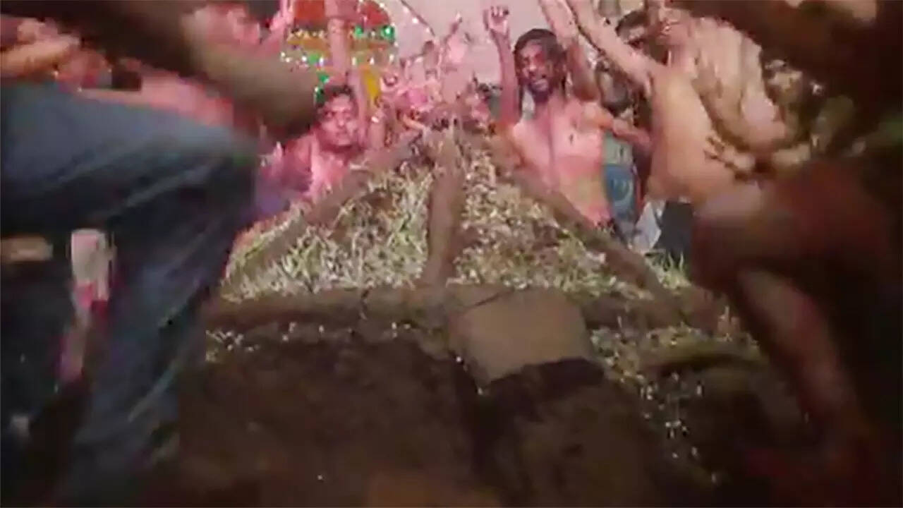 trampling Ravana with feet