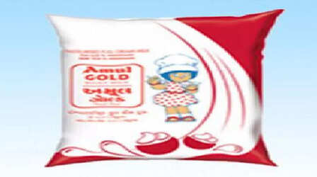 Amul Milk Price: त्योहारी सीजन में महंगाई का एक झटका, अमूल ने फिर बढ़ाए दूध के दाम