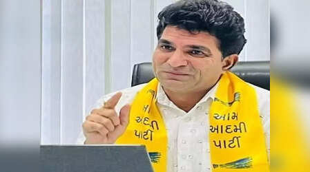 Gujarat Election 2022 AAP CM Candidate Updates: ईसूदान गढ़वी होंगे AAP के सीएम पद के उम्मीदवार, केजरीवाल ने किया ऐलान