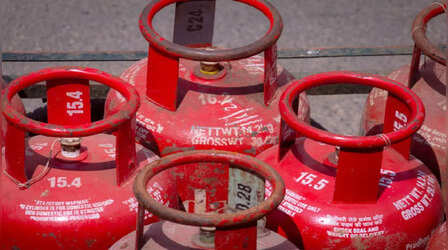 आपके घर में भी आता है LPG सिलेंडर, तो नोट कर लें ये नंबर