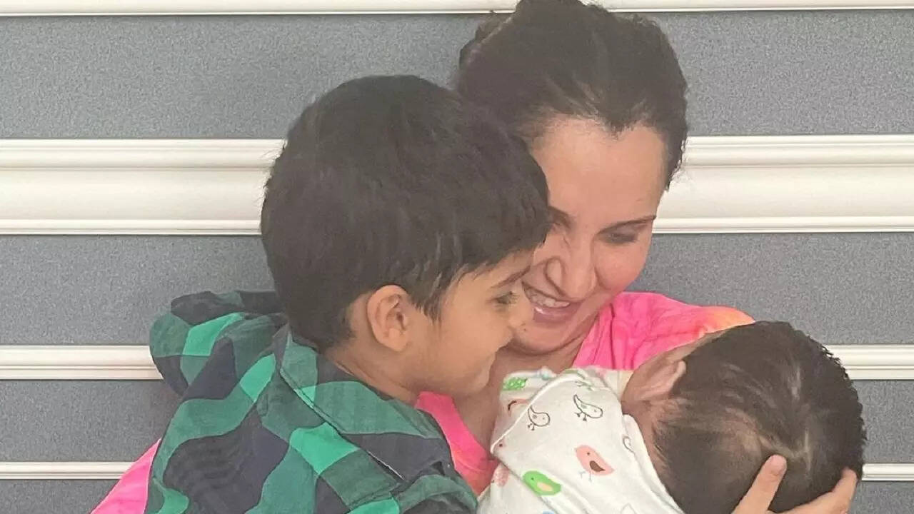sania mirza with children