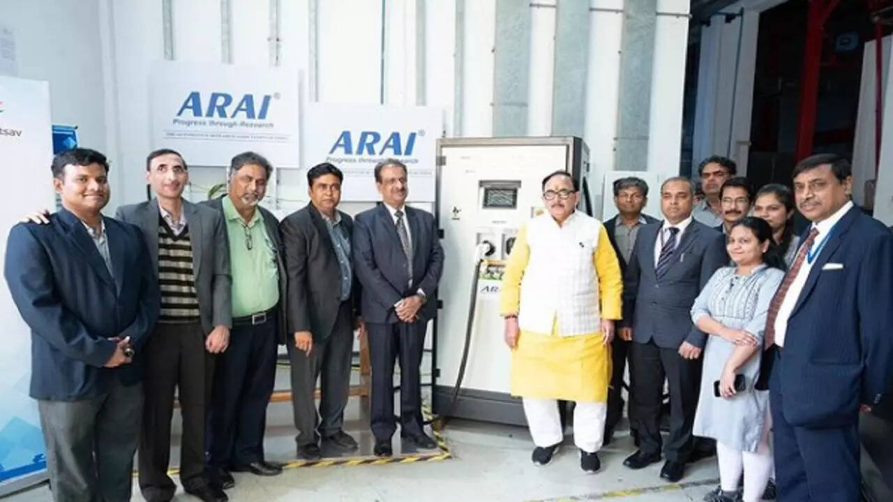 100 kW DC fast charger launched