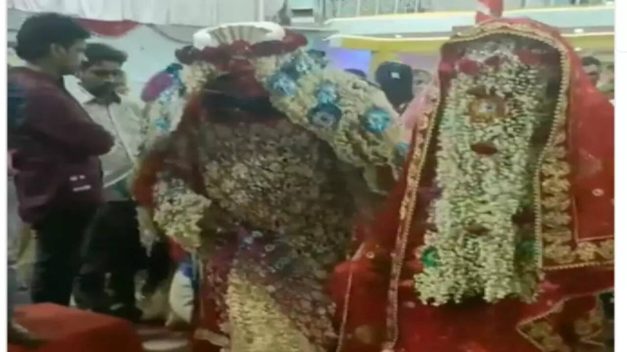 Dulha Dulhan Video