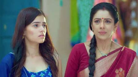 Anupama Spoiler: अनुपमा की नई दुश्मन बनी 'छोटी बहू', डांस अकादमी पर हमला करेगी डिंपल