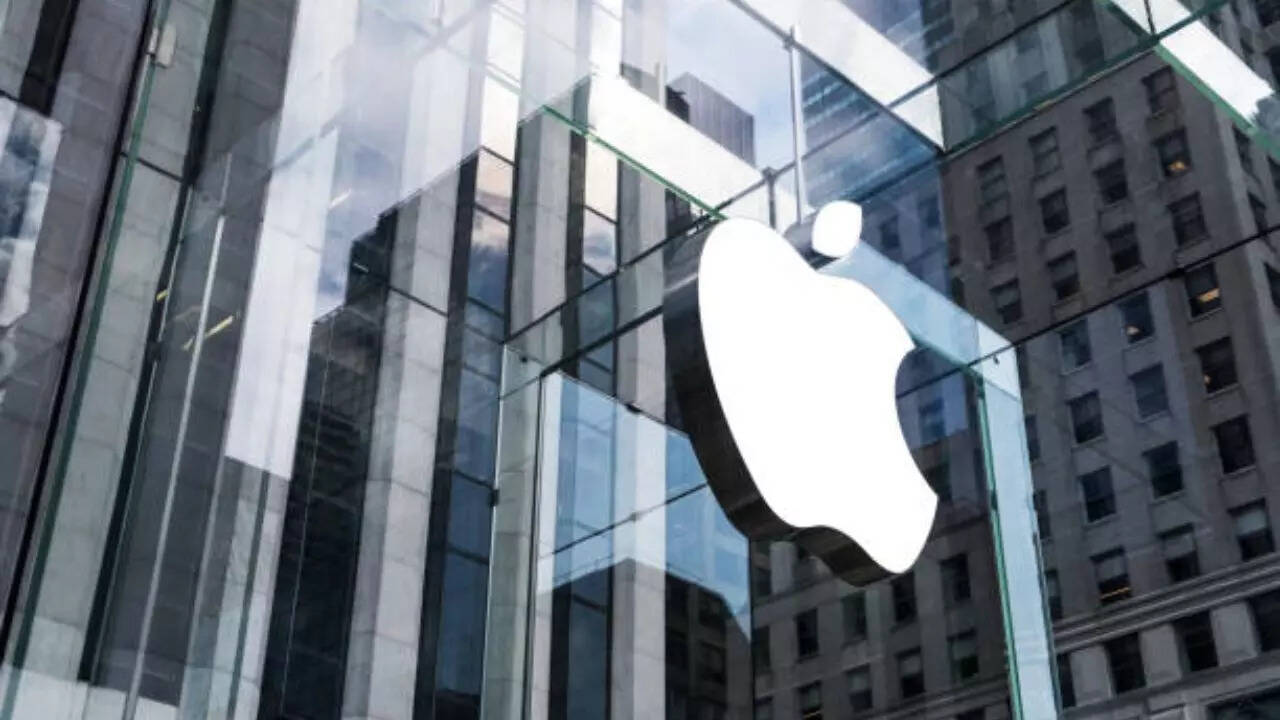 apple bkc store full form of BKC bandra kurla complex:first retail ...
