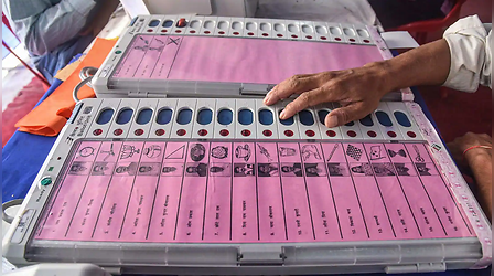 Jhansi Nagar Nigam Election 2023: झांसी में किसके वादों पर लगेगी मुहर, मेयर सीट पर BJP-सपा, BSP ने ठोका दावा