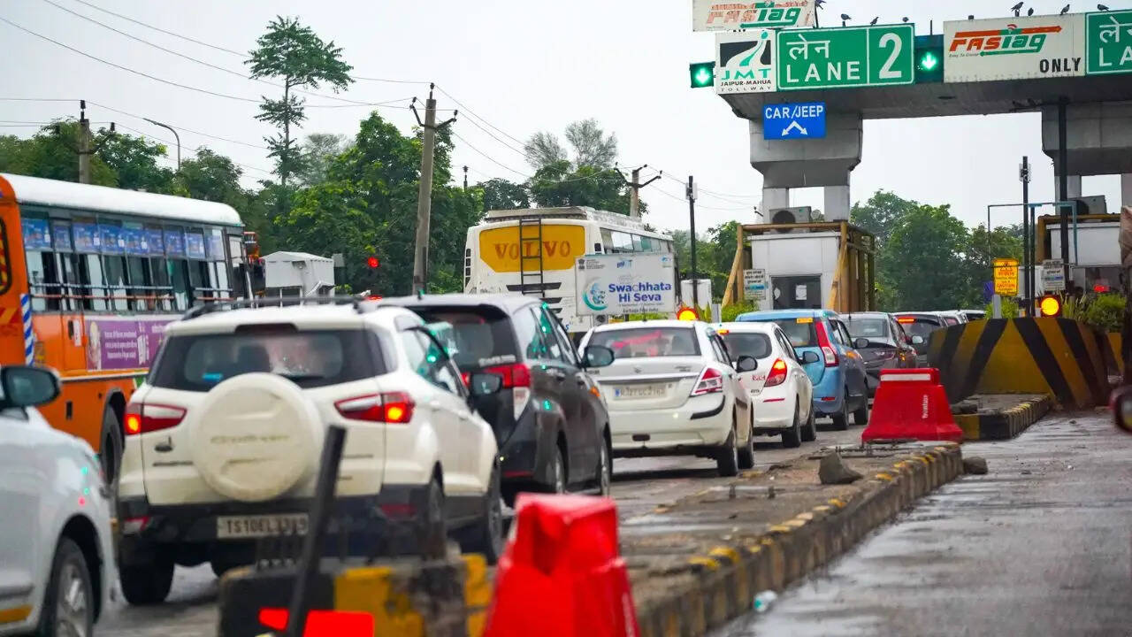 मिनटों में ऑनलाइन रिचार्ज होगा FASTag; Google Pay, PhonePe और बैंकिंग ऐप्स का ऐसे करें इस्तेमाल
