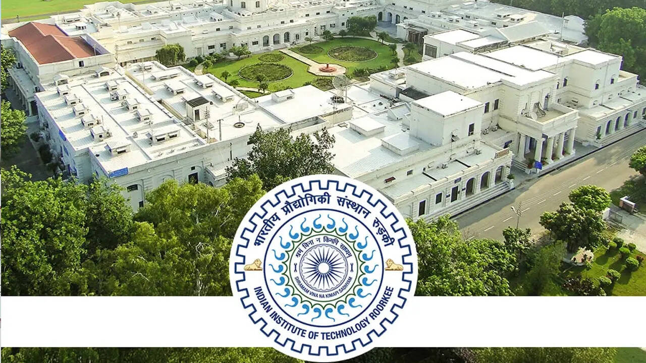 JEE डेटा लीक पर IIT रुड़की का बड़ा दावा, डेटा ब्रीच और प्राइवेसी वायलेशन के दावों को बताया गलत